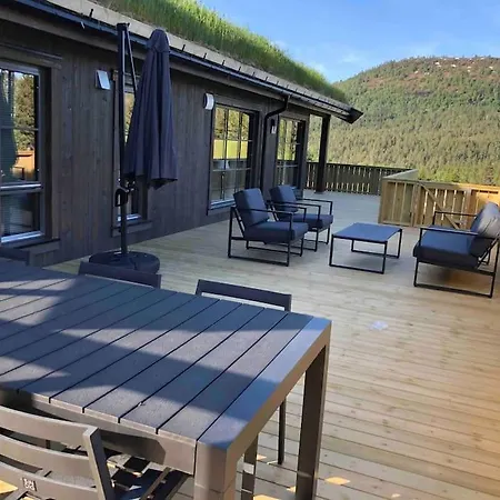 Ny Og Moderne I Stryn. Solrik Plassering Дом отдыха Стрюн